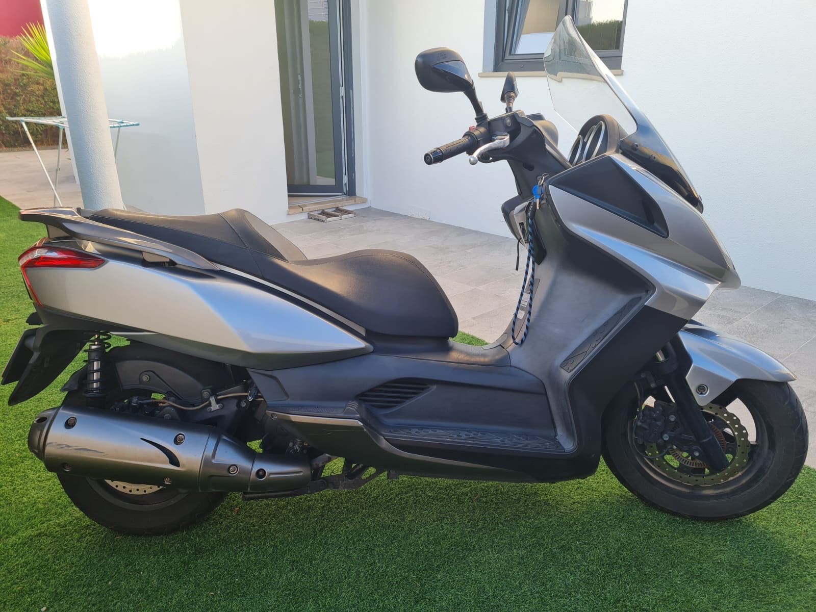 Scooter Kymco Downtown 125