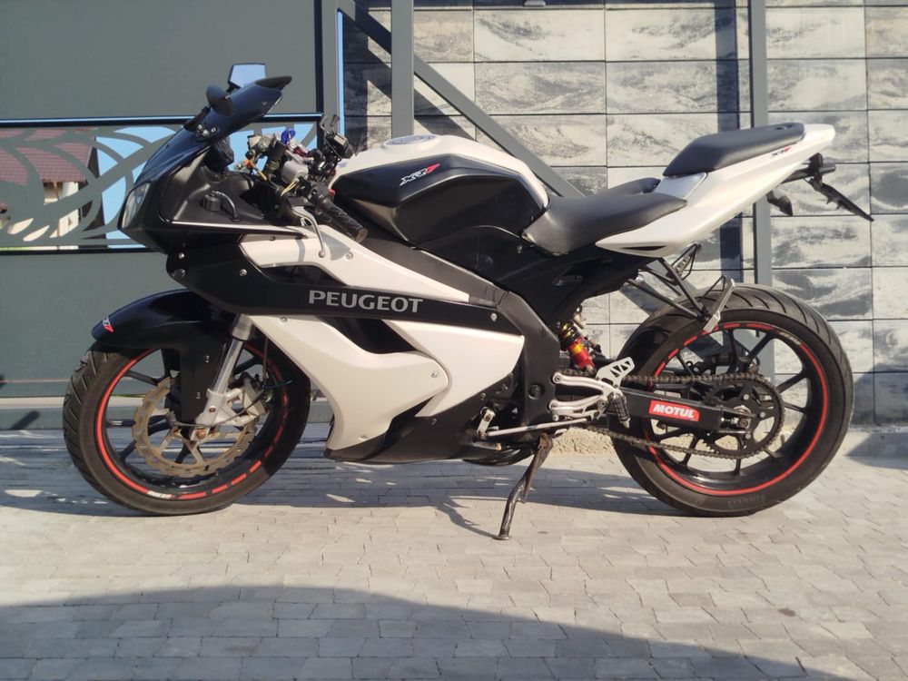 Peugeot Xr7 Biała perła