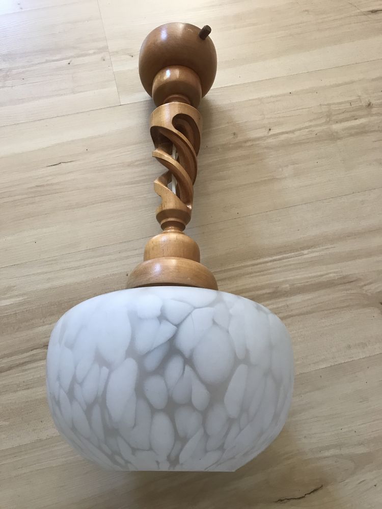 Lampa zyrandol wiszący drewniany