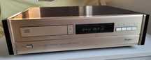 Odtwarzacz CD  - Accuphase DP-70V