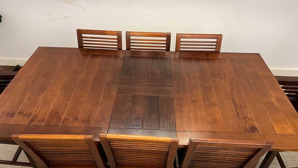 Mesa de Jantar Extensivel e Cadeiras para 6 ou 8 pessoas