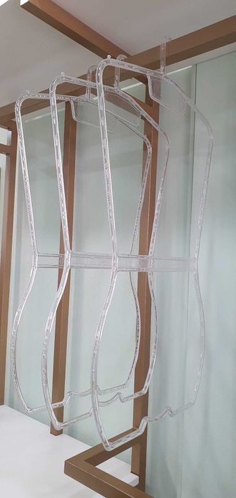 Cabide expositor de roupa de banho ou lingerie