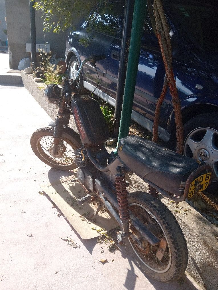 Vendo macal 2.3 para peças