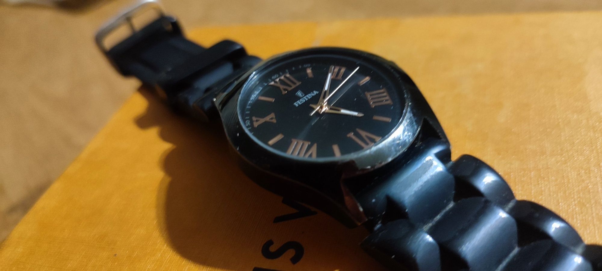 Продам класний жіночий годинник Festina F 16649.