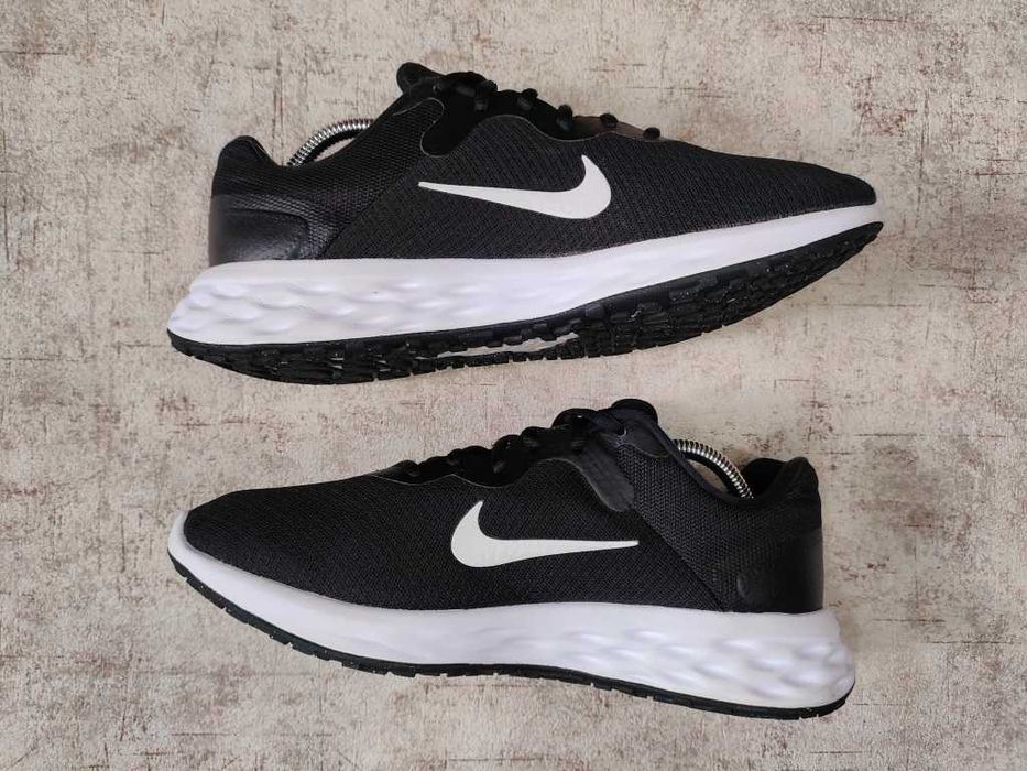 Кросівки Nike Revolution 6 р-42 оригінал кроссовки найк черные лёгкие