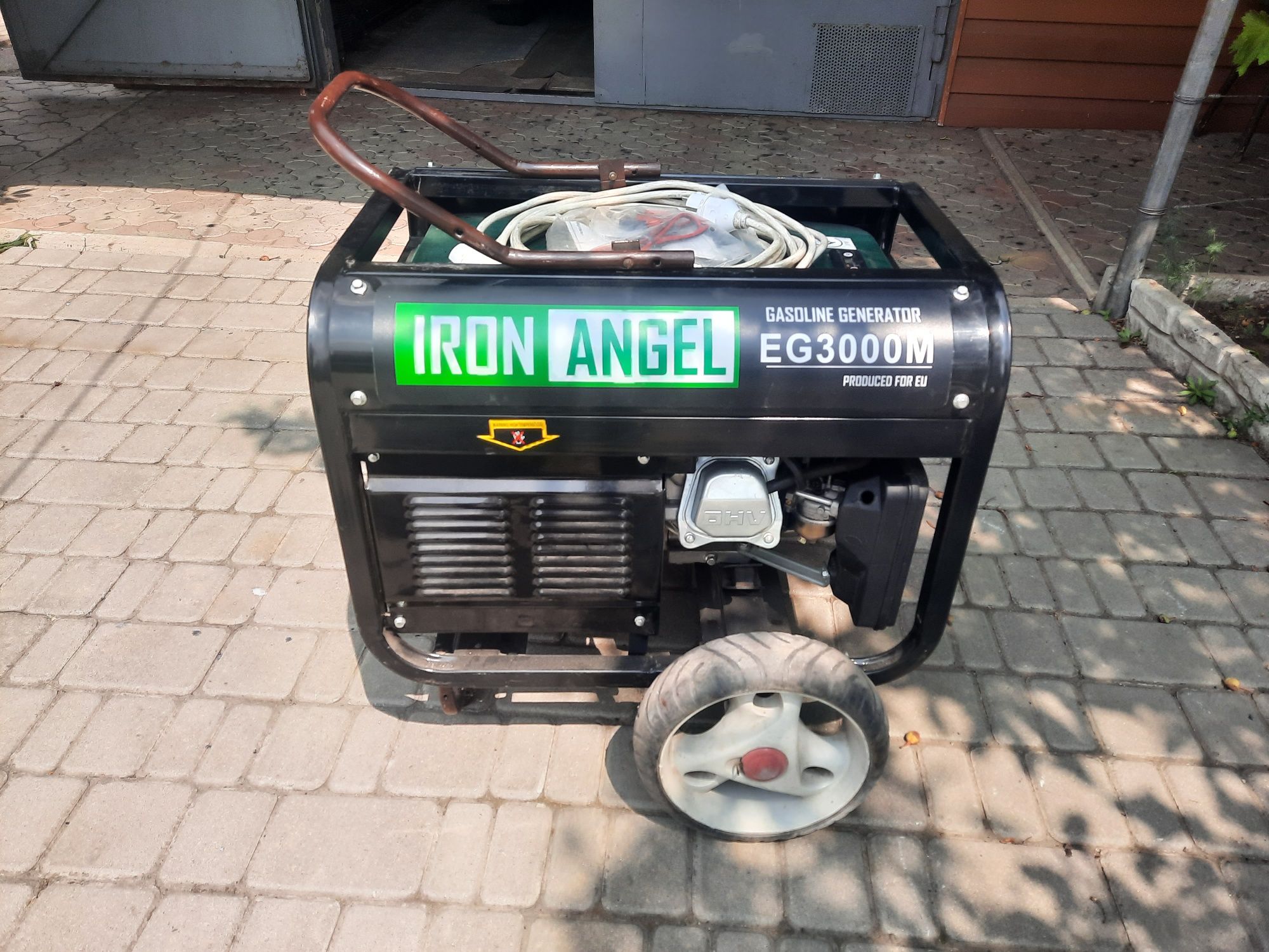 Продам генератор