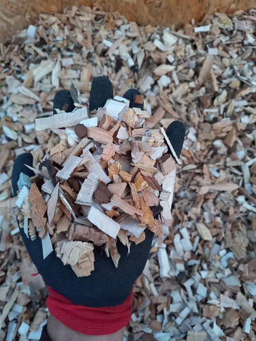 zrębka ogrodowa liściasta opał rozpałka kora sosnowa worek 80L