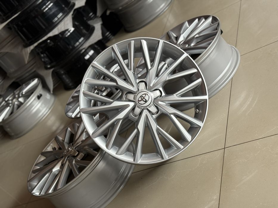 Диски оригінал PW 457-10000 Toyota CH-R r18/5/114.3 Camry Rav4 Corolla