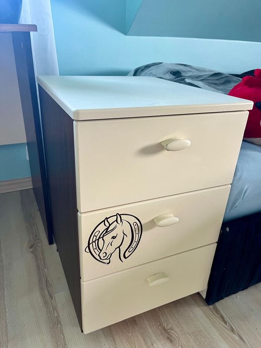 Regał firmy Meblik komoda półka dla dzieci młodzieży dziecięcy