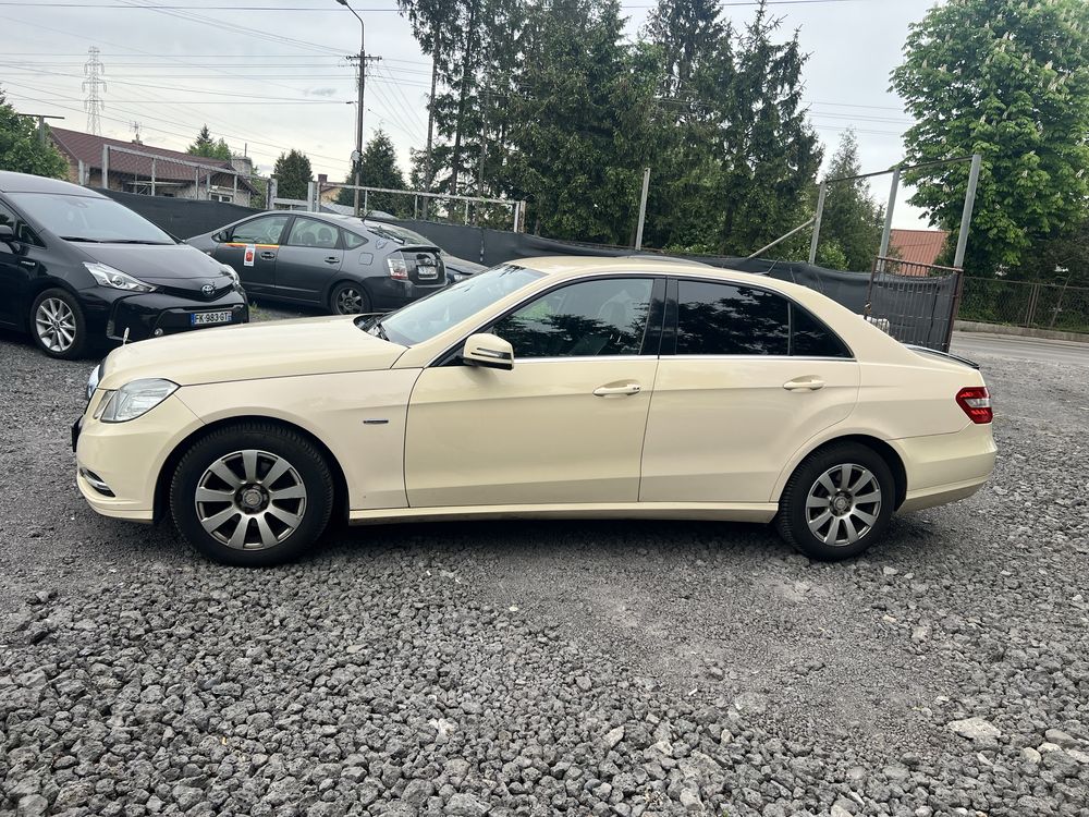 Mercedes E200 automat