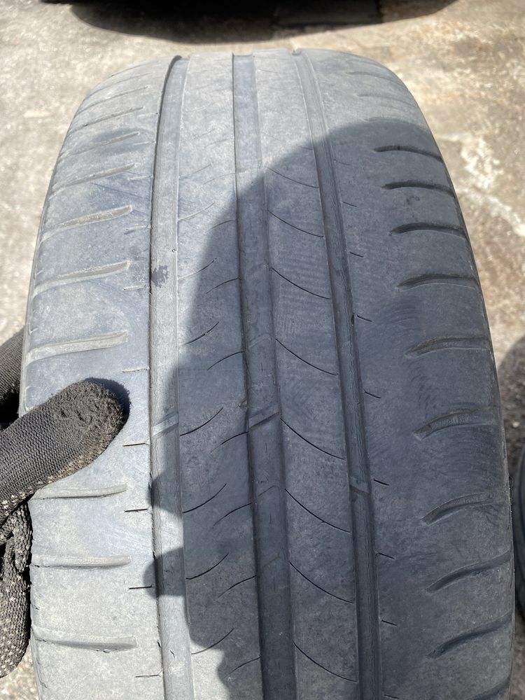 Резина Michelin 205/55R16