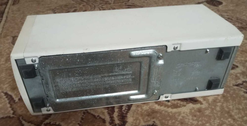 ИБП  APC Back-UPS Mi 650VA, 400W (BK650MI) без АКБ