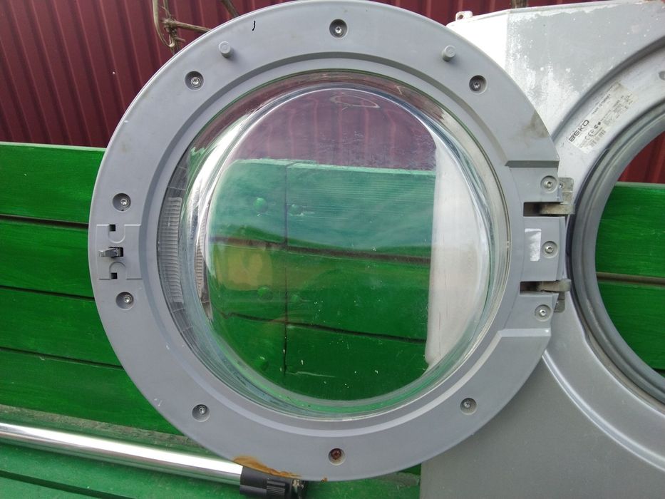 Двері пральної машинки Веко,