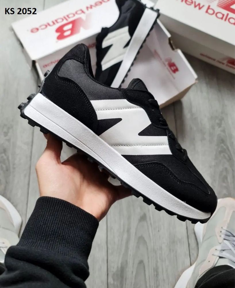 Кросівки чоловічі New Balance 327 Black White.