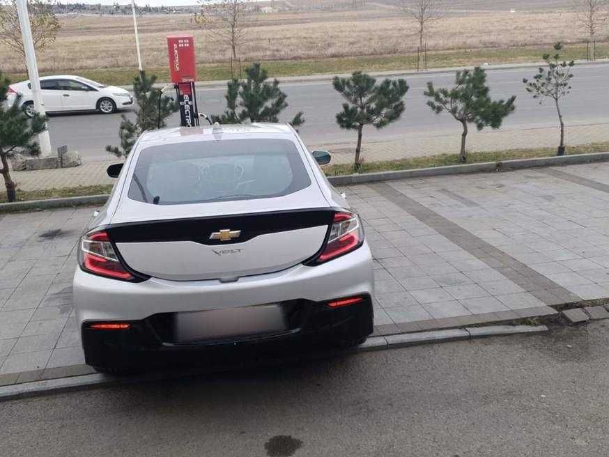 Chevrolet Volt 2018