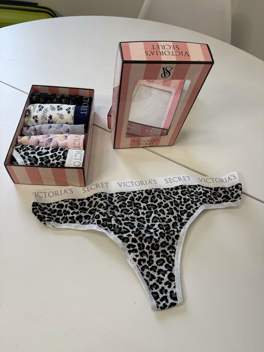 5 pak Victoria Secret stringi