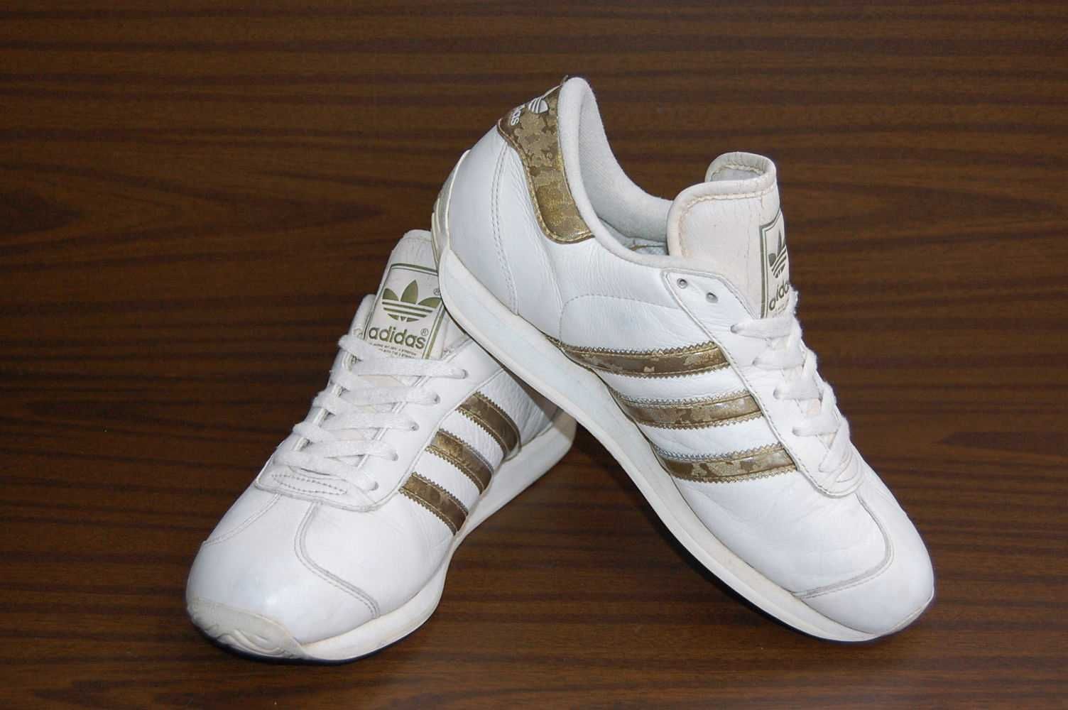 Кроссовки ADIDAS р.39-40 original