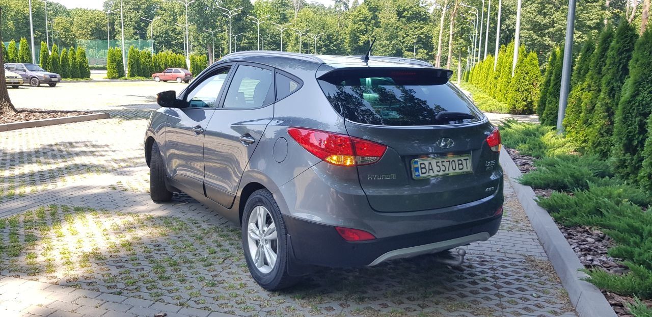 Hyundai ix35 2.0 CRDI, полный привод, ухожен