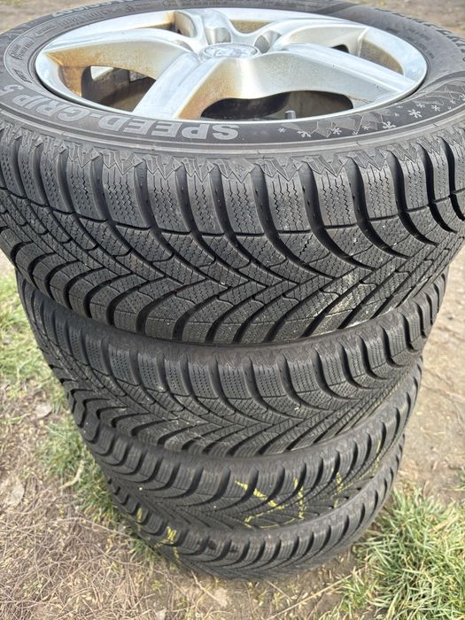 Зимова резина гума колеса  205/55 R16 semperit комплект