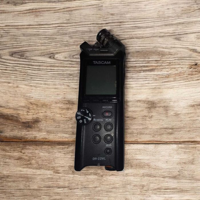 Професійний Рекордер Tascam DR-22WL портативний диктофон з WiFi