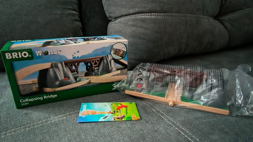 BRIO most z zapadnią