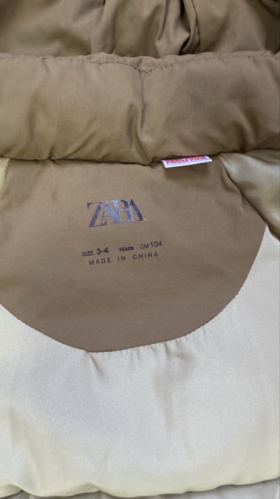 Зимова куртка Zara