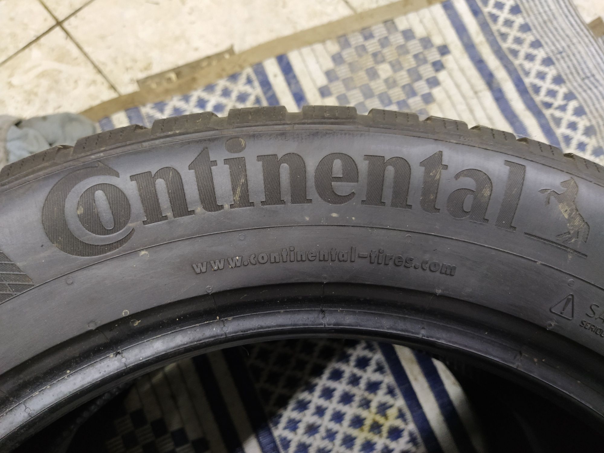 2 Opony zimowe 235/55r19 CONTINENTAL