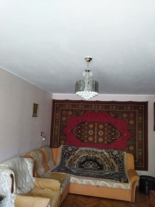 Продається 2- к квартира на Ювілейному