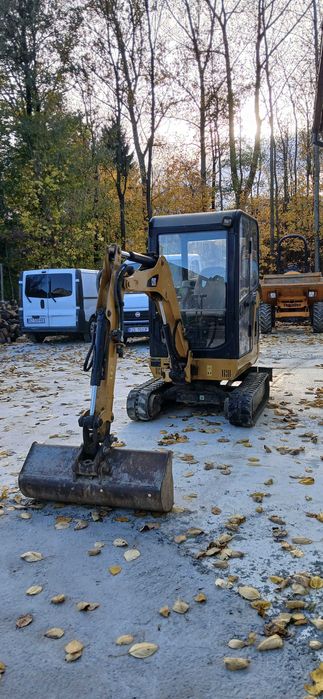 Minikoparka Caterpillar 301.8