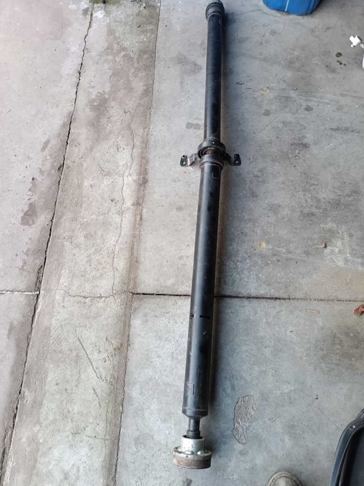 кардан карданний вал задній міст Audi Q7 4M кю7 ку7 4M0521101AM