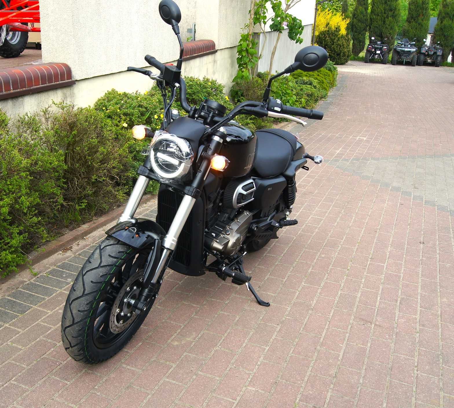 QJ motor SRV 12 V-twin na prawko B  125 cc Reda Słupsk Puck + gratisy