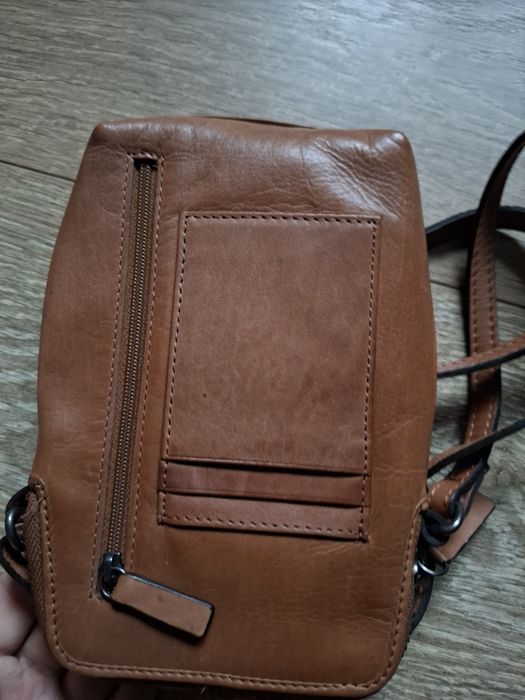 Venezia skóra mała torebka na telefon