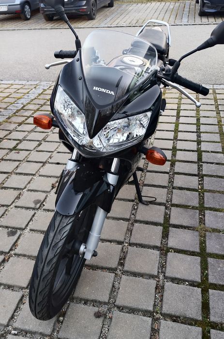 Honda cbr125r jc34