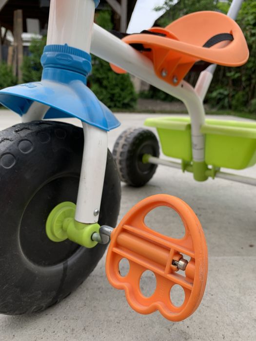Дитячий триколісний велосипед з дзьобом пелікана Chicco Pelican Trike
