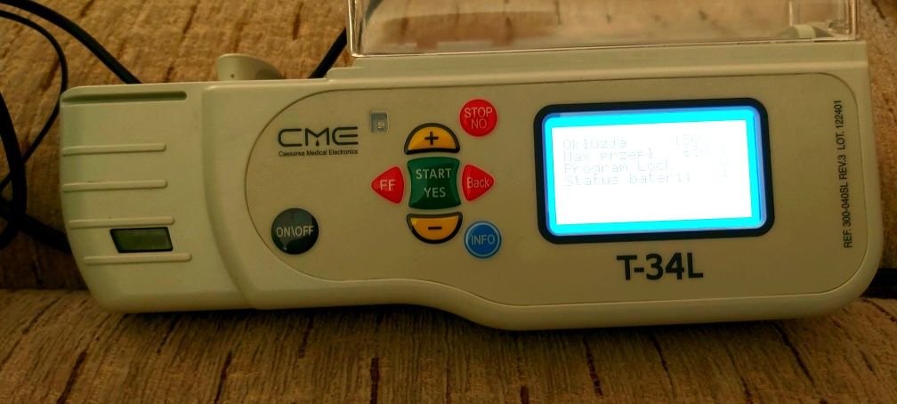Nowa pompa infuzyjna strzykawkowa.CME T34-L