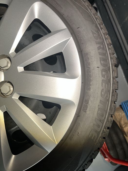 Шини 7,5мм 205/55 R16 BRIDGESTONE Blizzak LM001 Evo