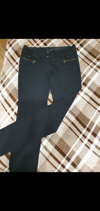 Продам стрейчевые брюки