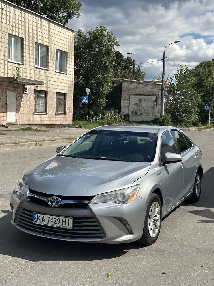Оренда авто CAMRY 50/55/70, пассат, Toyota Sequoia, Mersedes, Tesla