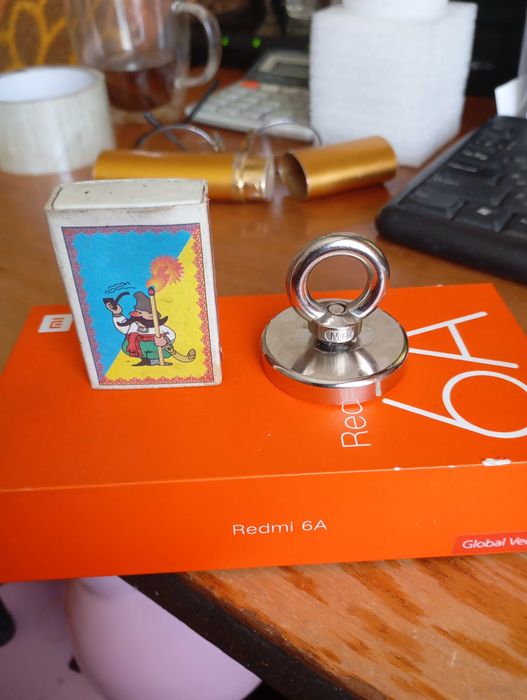 Магнит неодимовый.