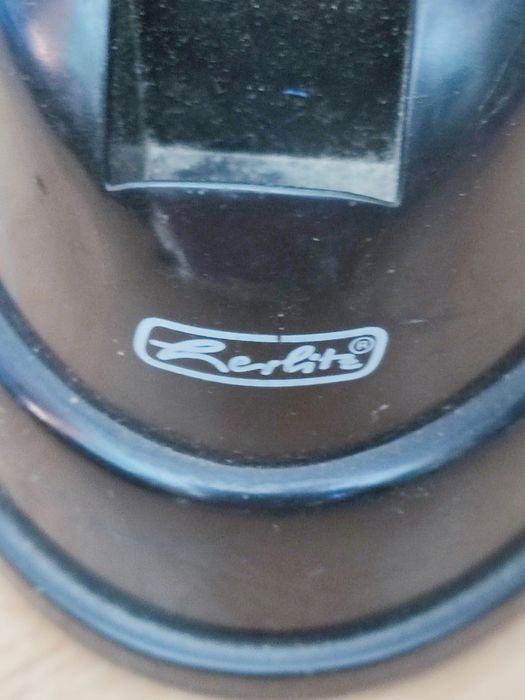 Myszka Miki na długopisy, jezyk