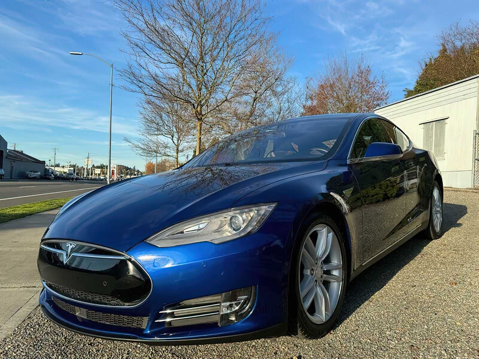 Tesla Model  S 2015 90D