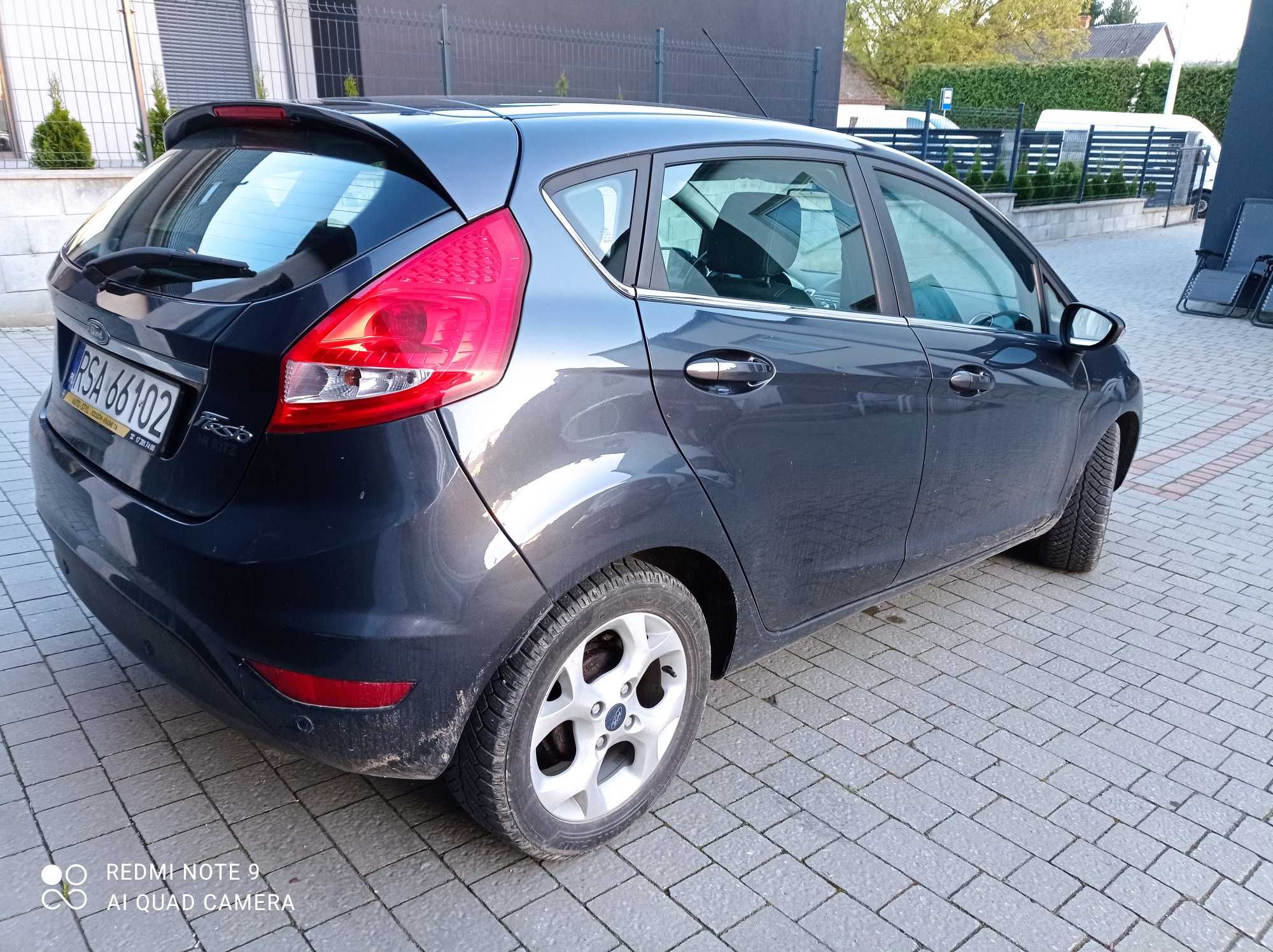 Ford fiesta mk7 benzyna Titanium