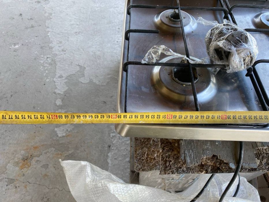 Газова поверхня Ariston