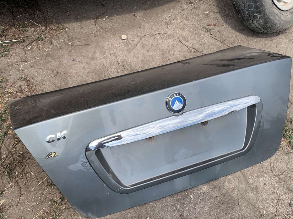 Торпедо Geely CK 2, пластик салона, руль и прочее