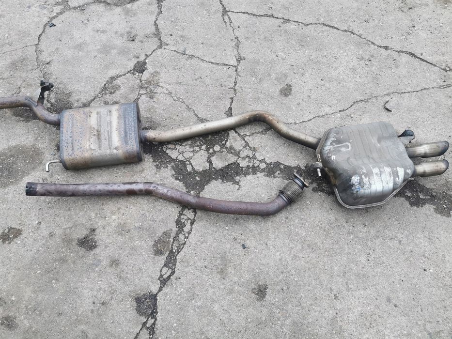 Audi A4 B8 tłumik Wydech Rura 1.8 Tfsi Sedan