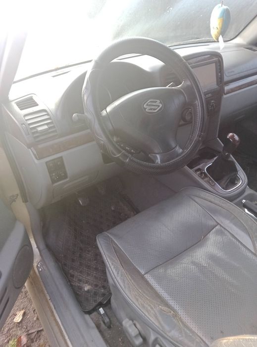 suzuki grand vitara XL7