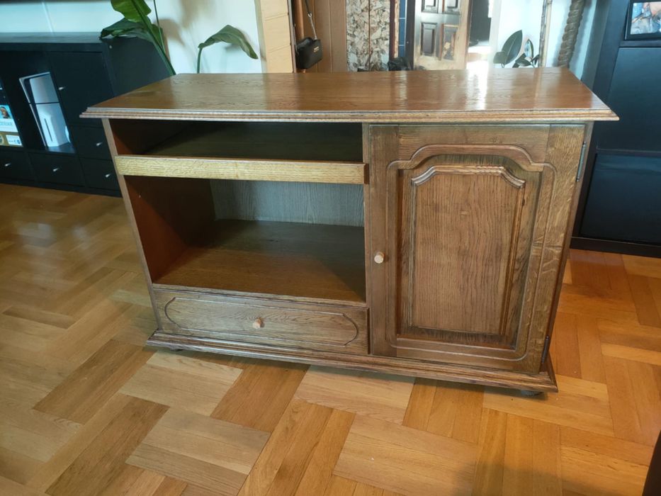 Komplet mebli dębowych PIECHOWICE.Witryna narożna komoda szafka pod TV