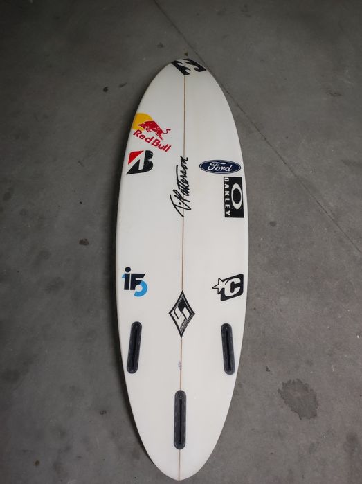 Prancha de surf Tim Patterson 6'0 do surfista Italo Ferreira