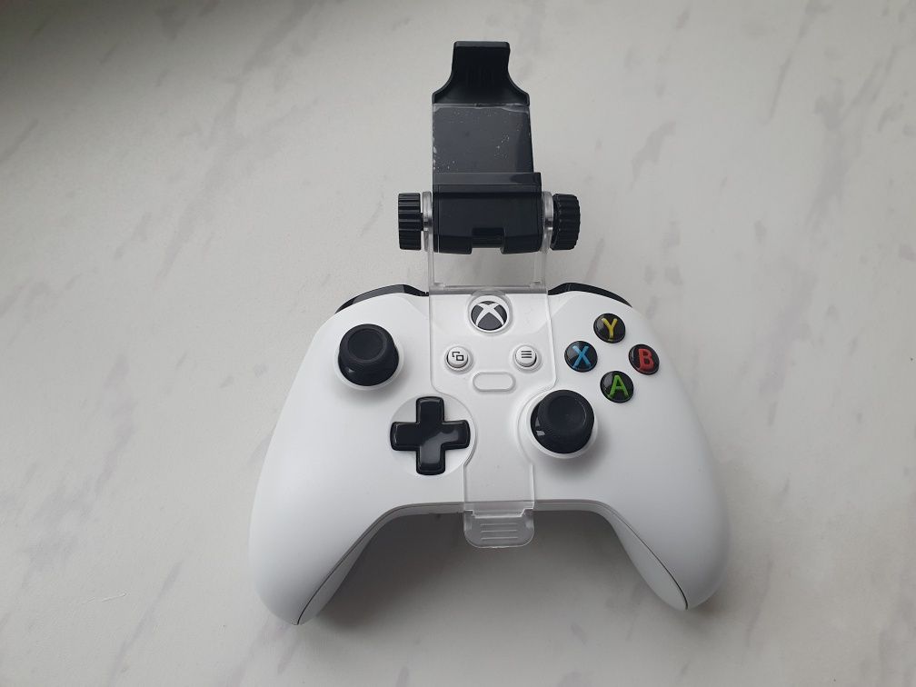 Держатель для телефона на геймпад xbox one x s
