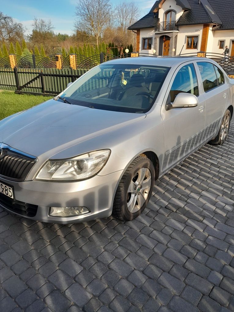 Skoda Octavia II SALON PL